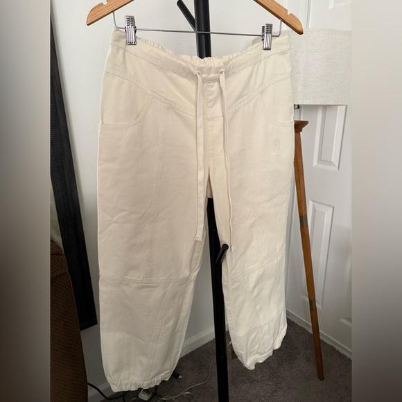 NWOT FREE PEOPLE MOVEMENT For Real Crop Pants | Ivory MSRP $98 Size S - Picture 6 of 10